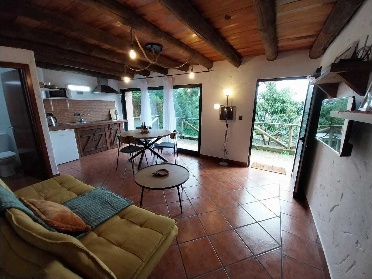 Casa da Amendoeira